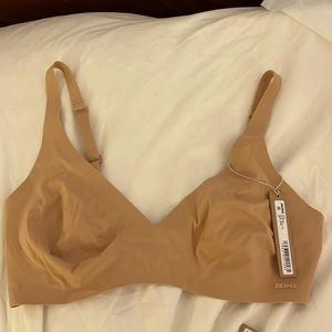 BNWT SKIMS sZ L NAKED PLUNGE BRA OCHRE